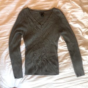 New York & Company - Light grey sweater